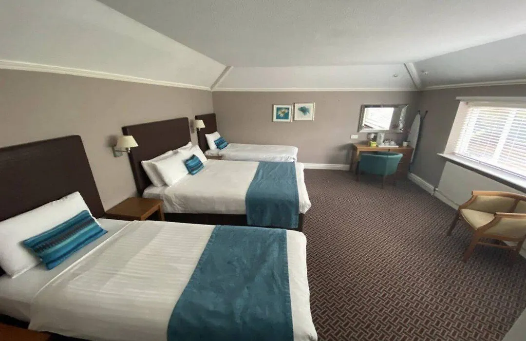 Hinton Firs Hotel-1